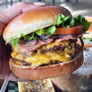DOUBLE BACON CHEESEBURGER
